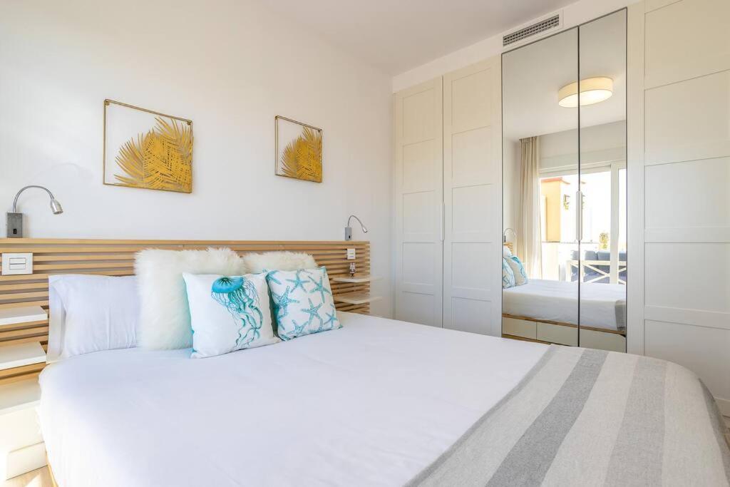 Oleholidays 535 Romana Playa Con Vistas Al Mar Marbella Exterior photo